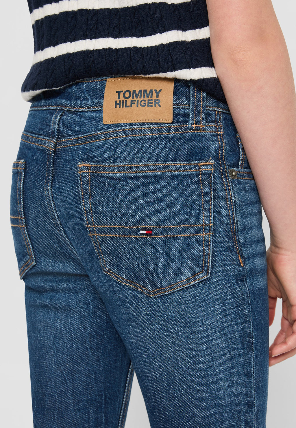 Tommy Hilfiger Flared Jeans Media 6