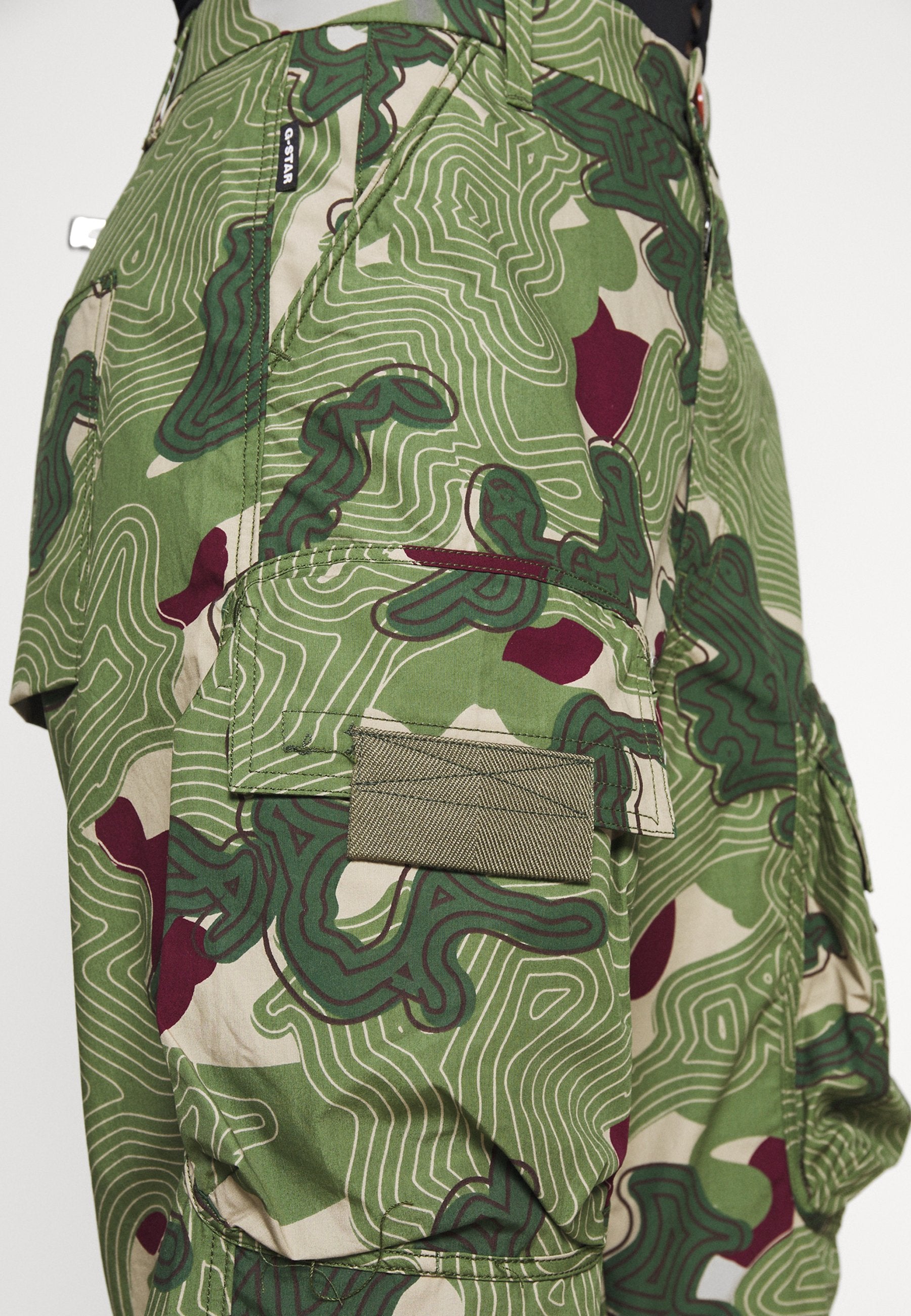 G-STAR TAPERED PATCH POCKET PANT