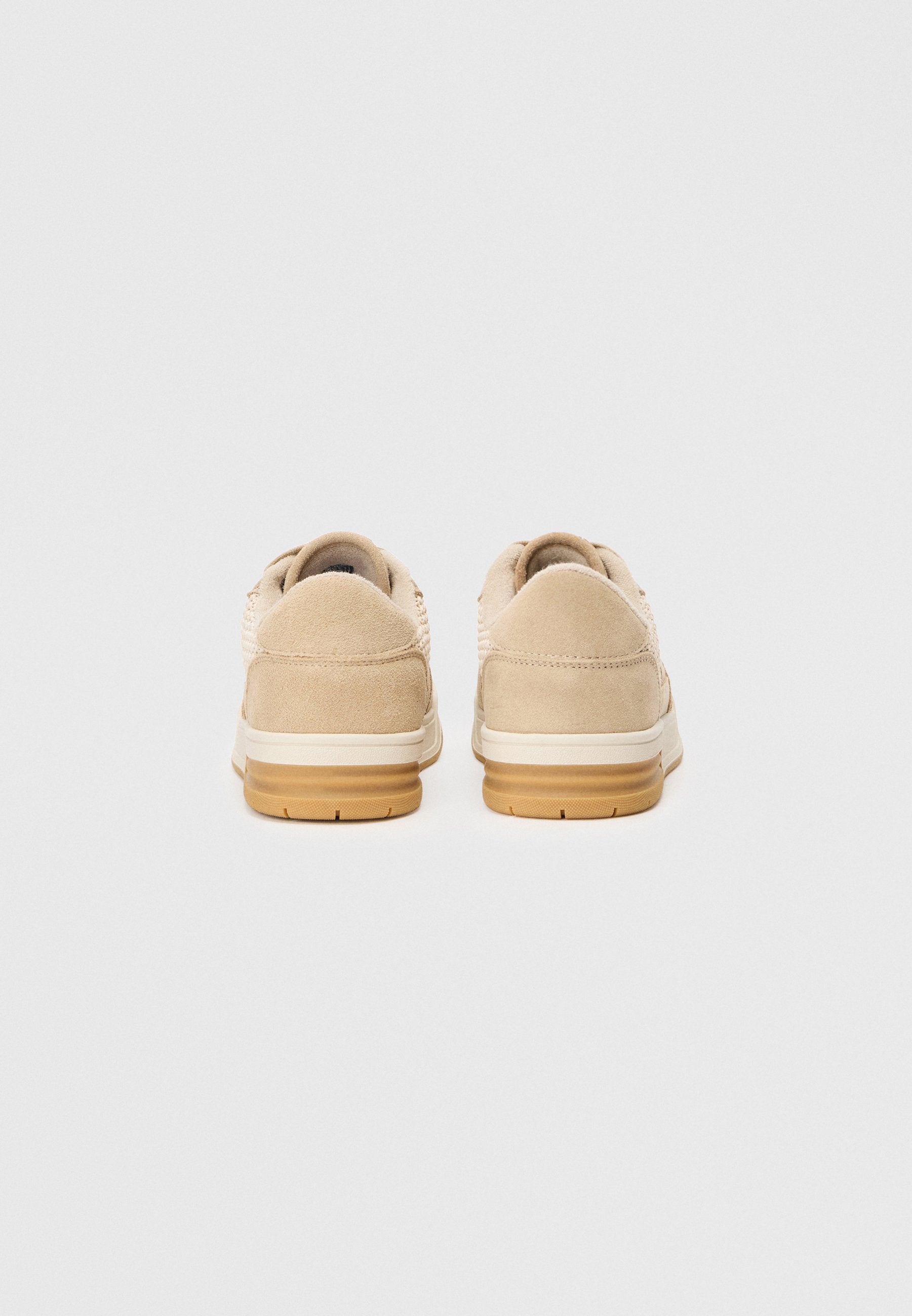 ALDO TOPPER