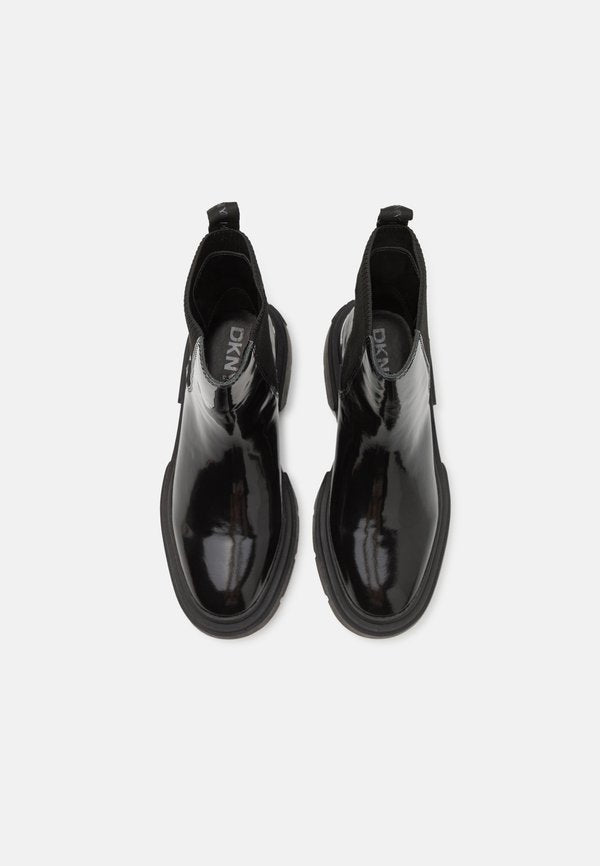 DKNY FENELLA CHELSEA BOOT