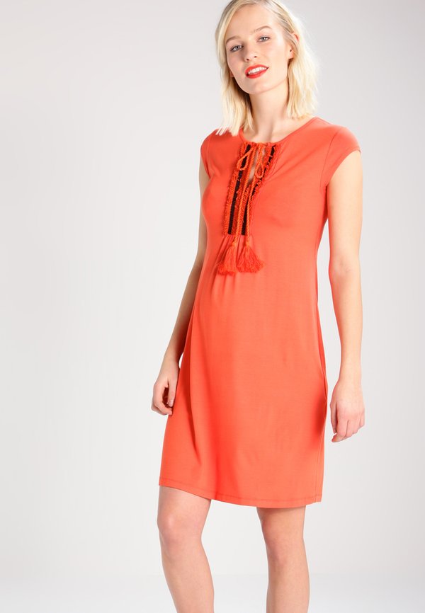 Queen Mum DRESS