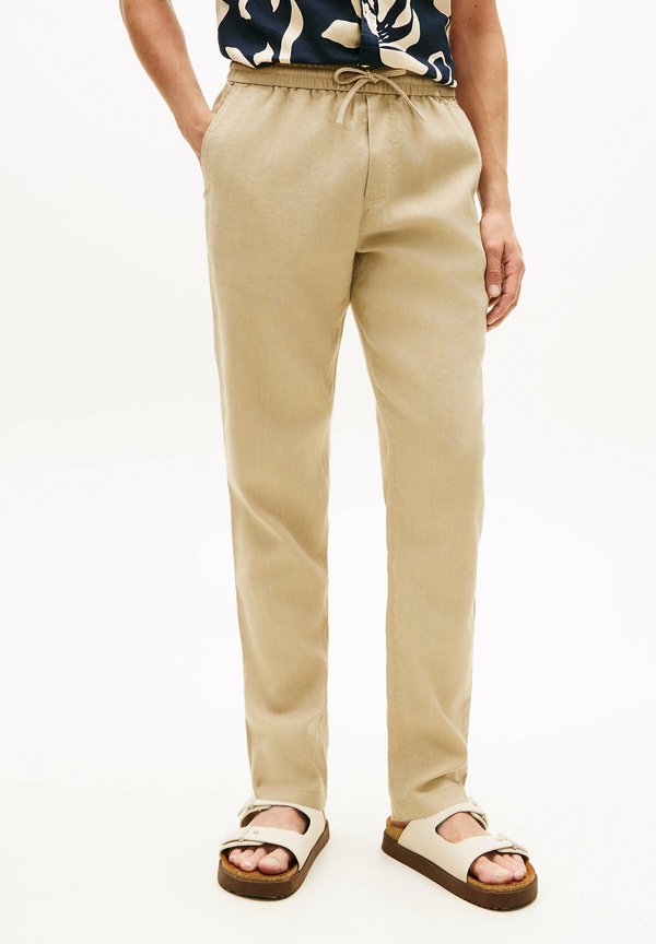 Tommy Hilfiger Trousers - batique khaki
