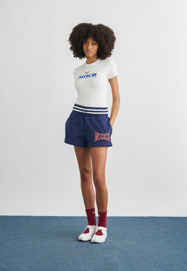 Nike Sportswear TEE - Print T-shirt - white