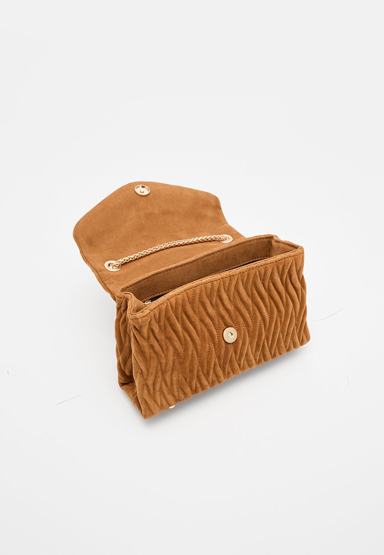Dune London DARLING