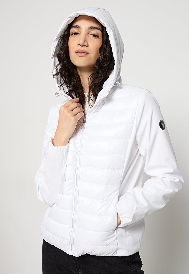 U.S. Polo Assn. AMAL