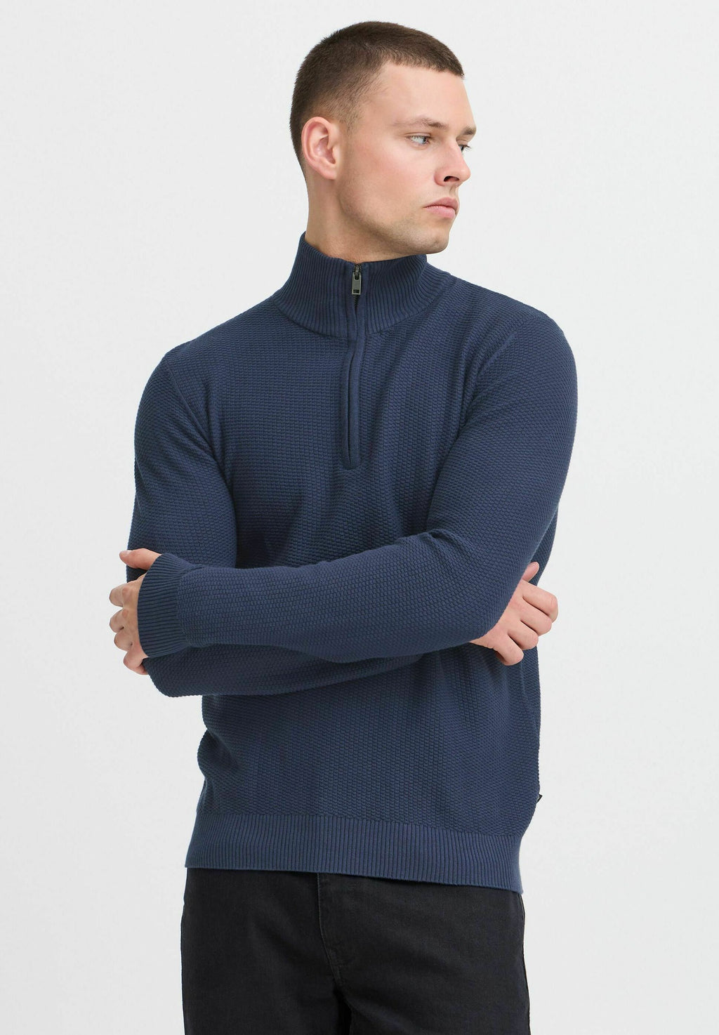 BHPULLOVER FINE KNIT TROYER Media 3