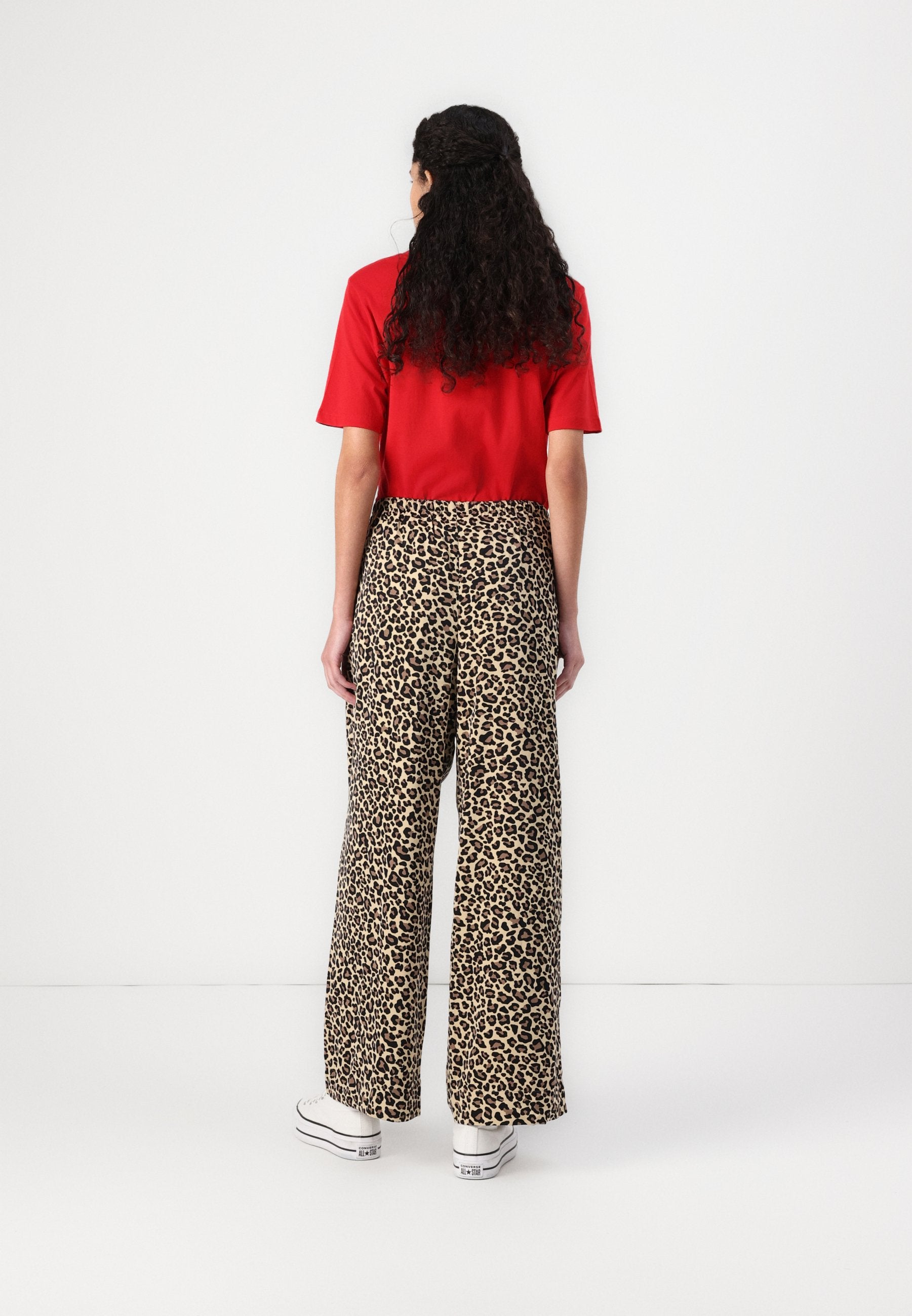 Abercrombie & Fitch Drapey Wide Leg Pull-On Pant