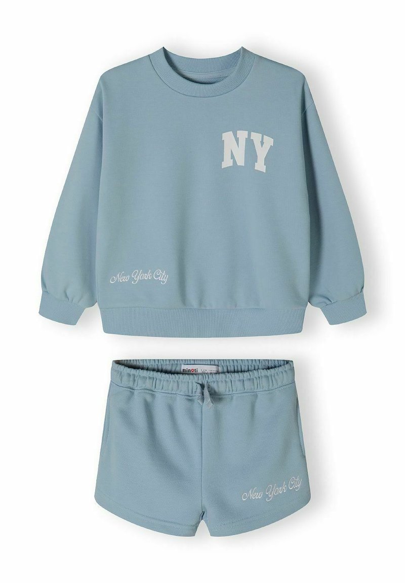 CREW NECK AND SHORT SET Media 1