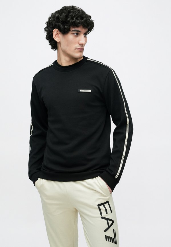 EA7 Emporio Armani TRAIN LOGO SERIES UNISEX