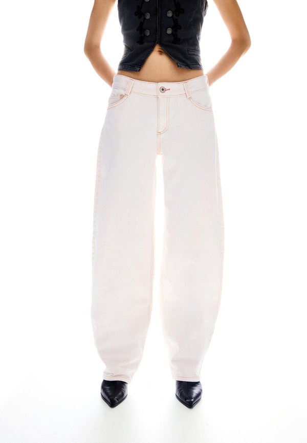 Bershka BARREL - Wide Leg - beige