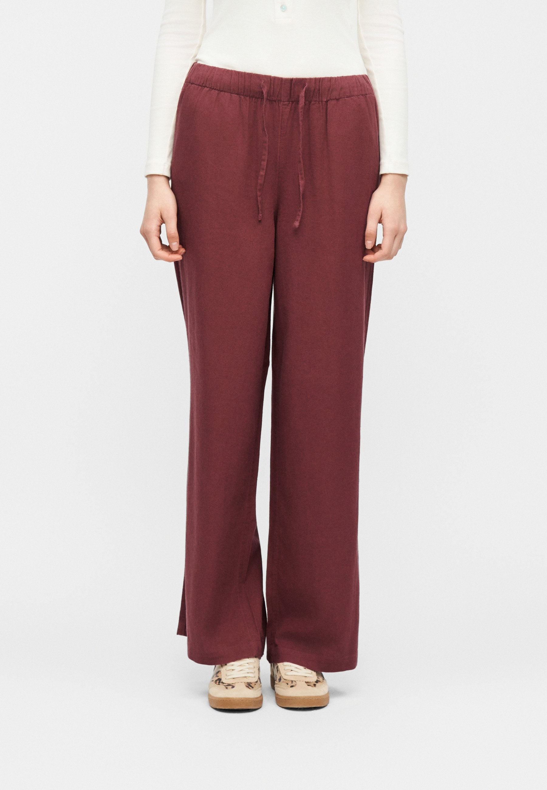 ONLGOA Straight Fit Linen Media 3