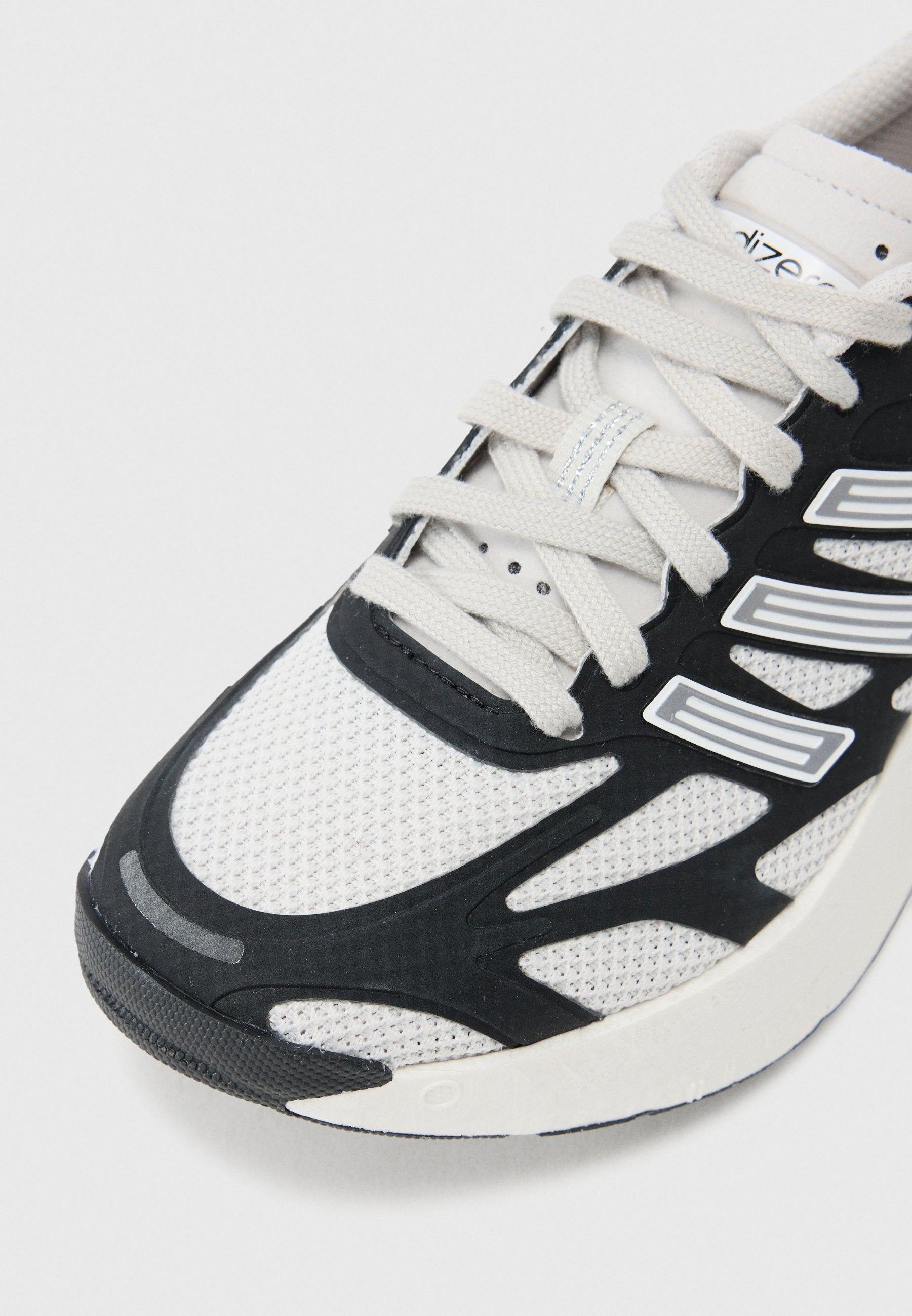 ADIZERO ARUKU UNISEX Media 7