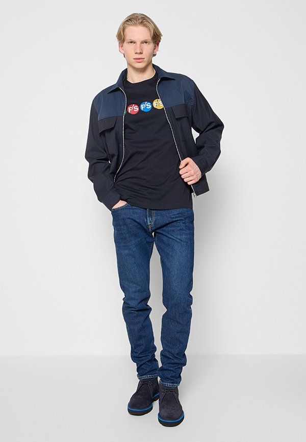 PS Paul Smith REGULAR FIT