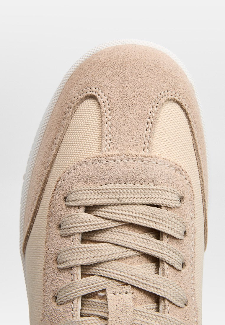Dune London EMILIAS