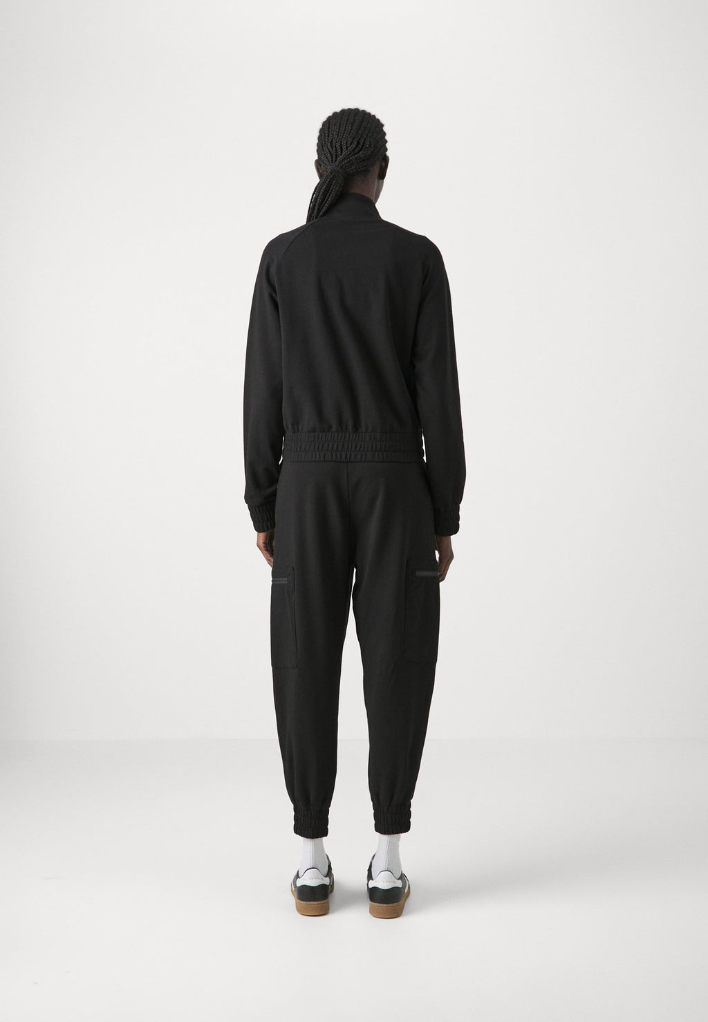 EA7 Emporio Armani Trainingsanzug Media 4