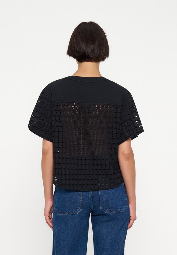 DKNY