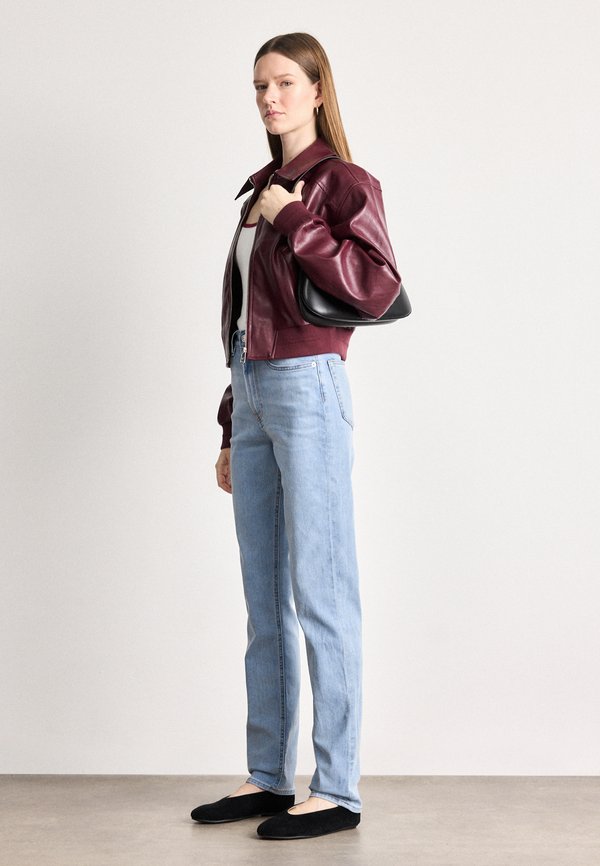 Calvin Klein Jeans NEW MOM