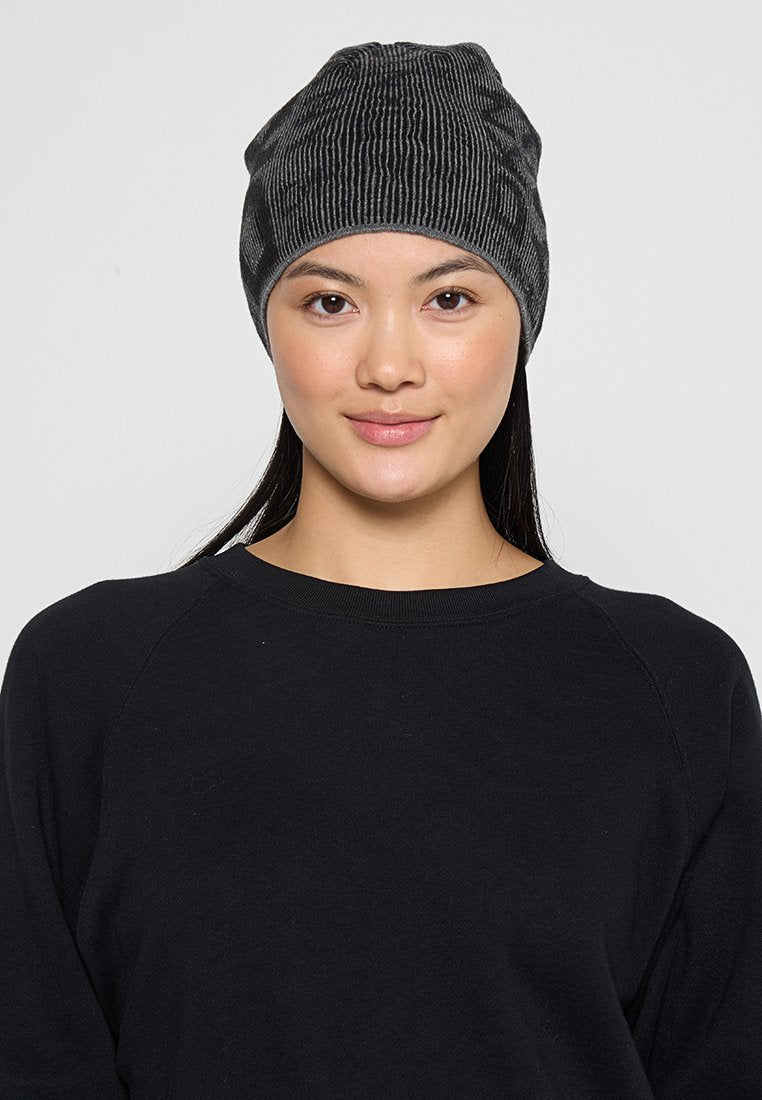 DKNY IN FOCUS