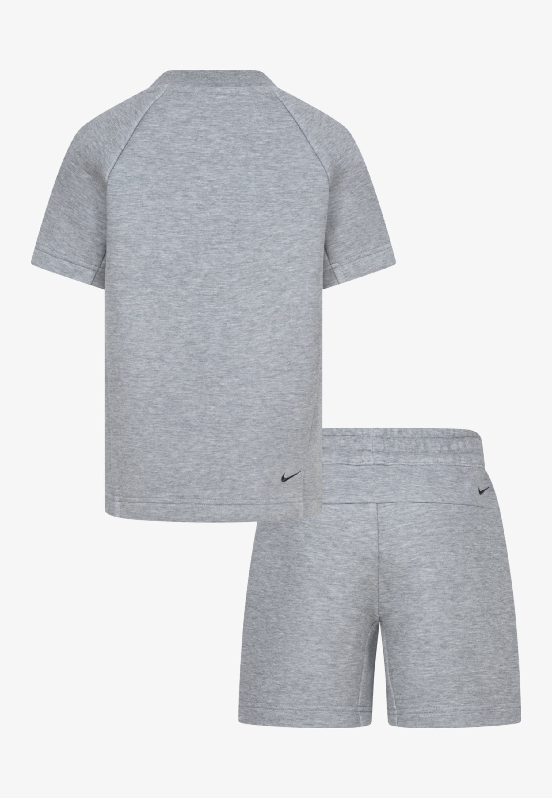 Nike Sportswear TECH TEE SET