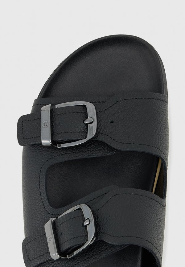 AIGNER MARC