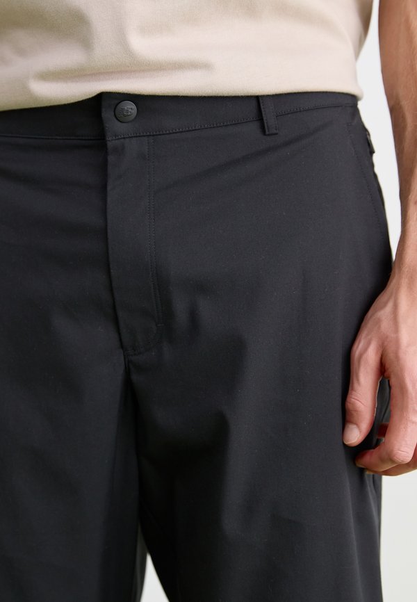 New Balance ATHLETICS STANDARD TAPERED PANT 30"