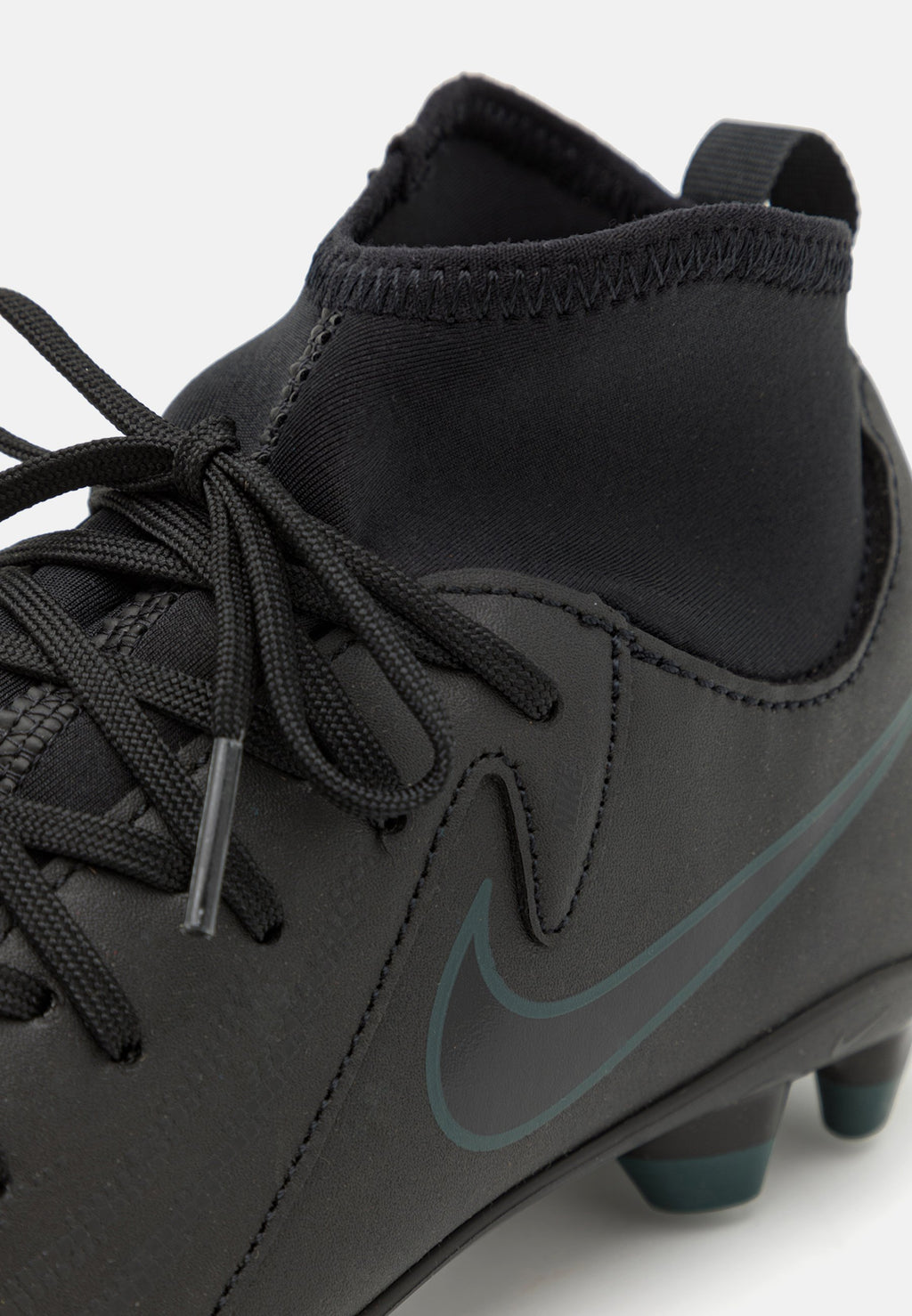 Nike Performance JR PHANTOM LUNA II CLUB FG/MG UNISEX