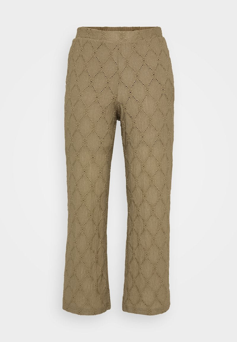 Khakihosen mit einem strukturierten Rautenmuster und kleinen Ausschnitten. Verfügt über einen breiten elastischen Bund und ein gerades Bein-Design.