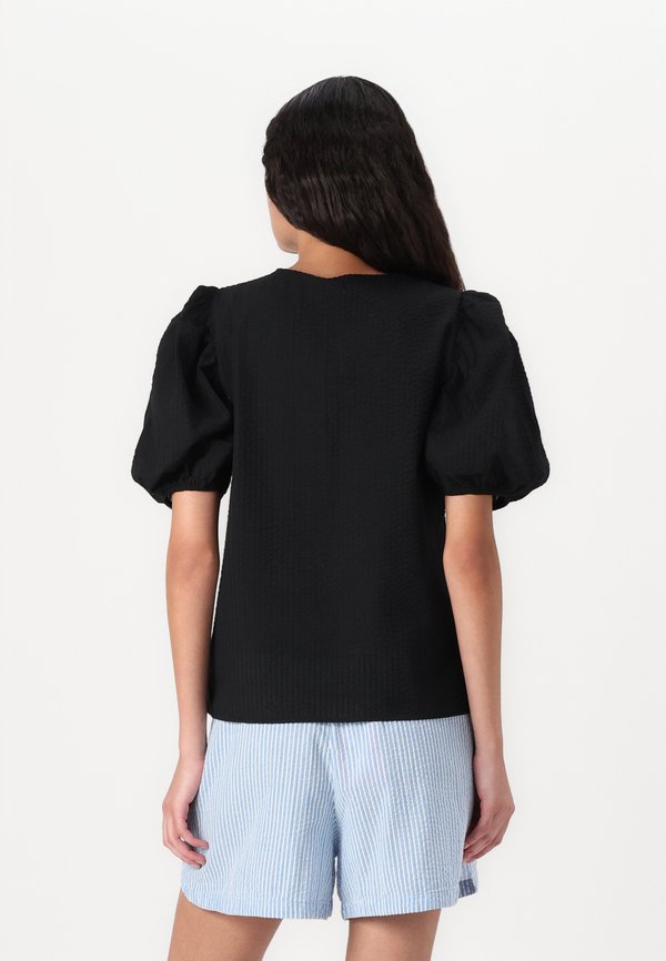 Vero Moda VMSANI FRONT KEYHOLE