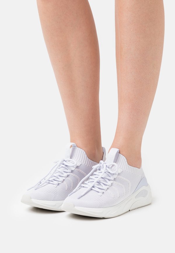 s.Oliver Trainers - lilac
