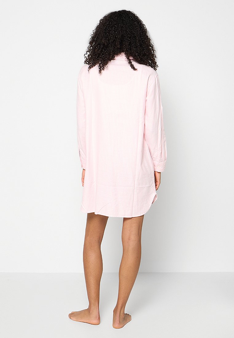 Lauren Ralph Lauren