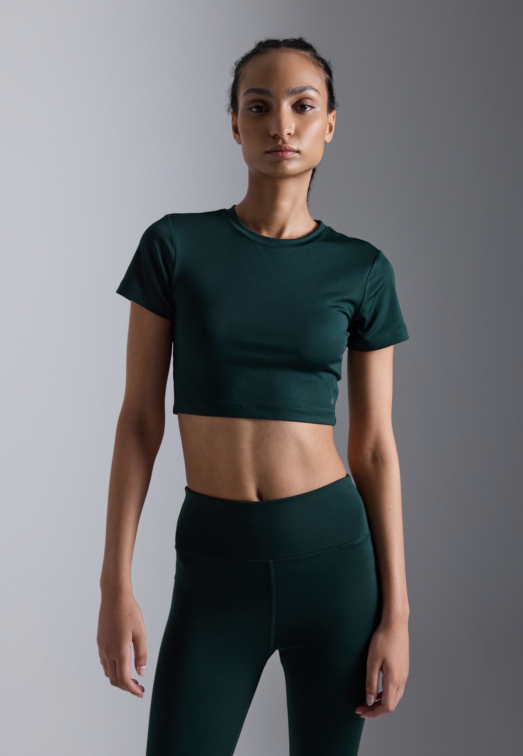 Even&Odd active ESSENTIAL CROPPED T-SHIRT