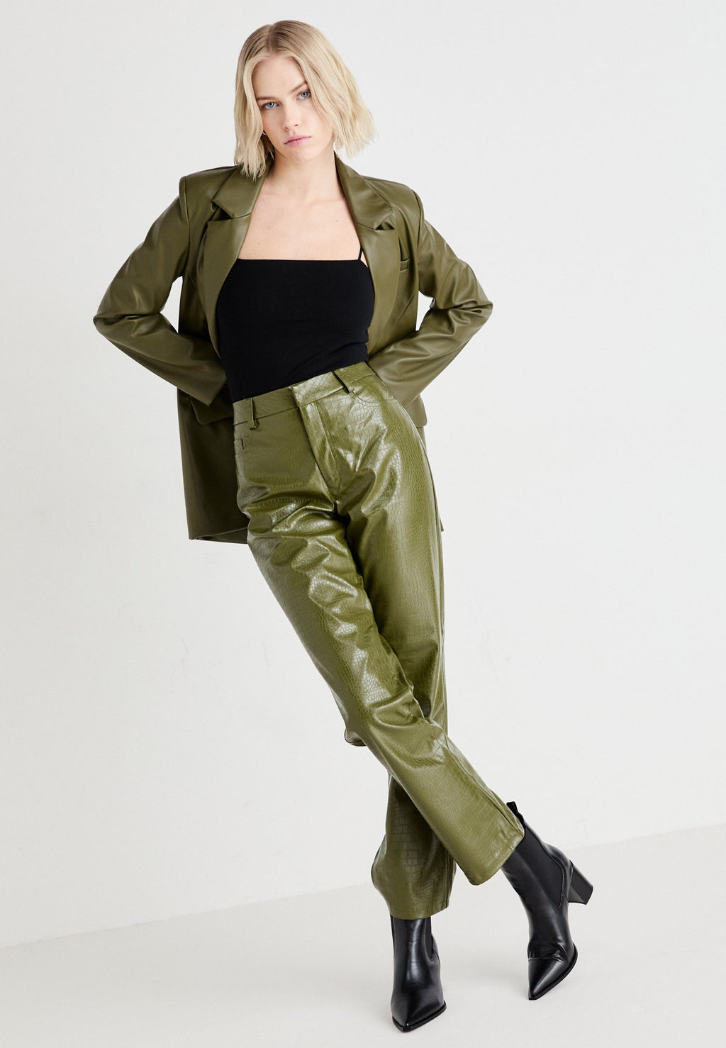ONLKARA SNAKE PANT Media 5