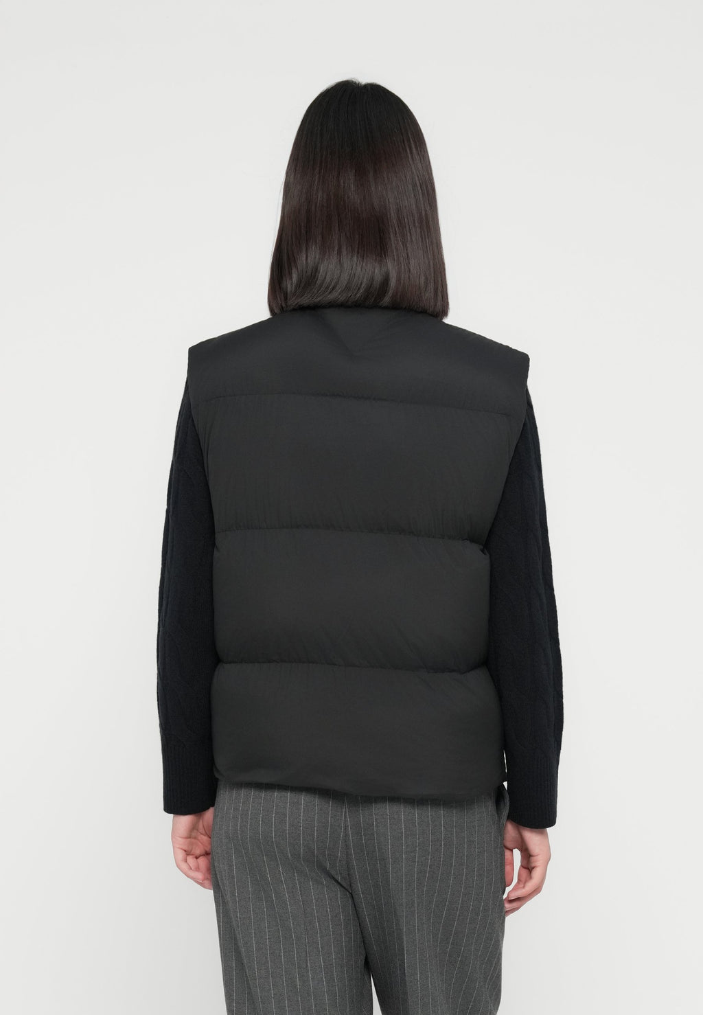 MODERN VEST Media 4