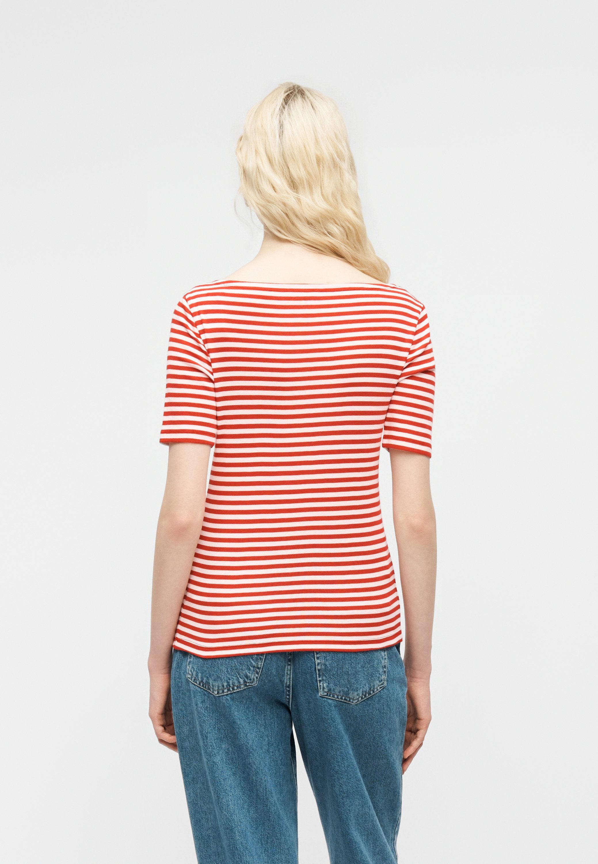 GAP MODERN BOAT