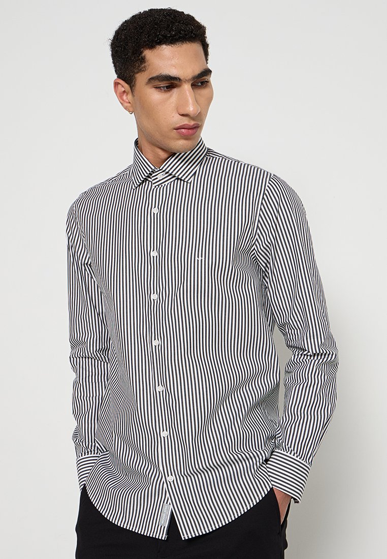 Michael Kors SLIM FIT