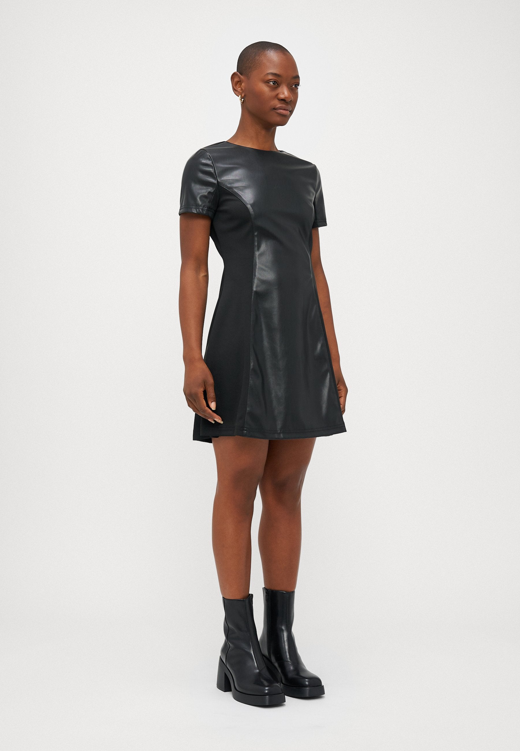 ONLMADDY MIX DRESS Media 5