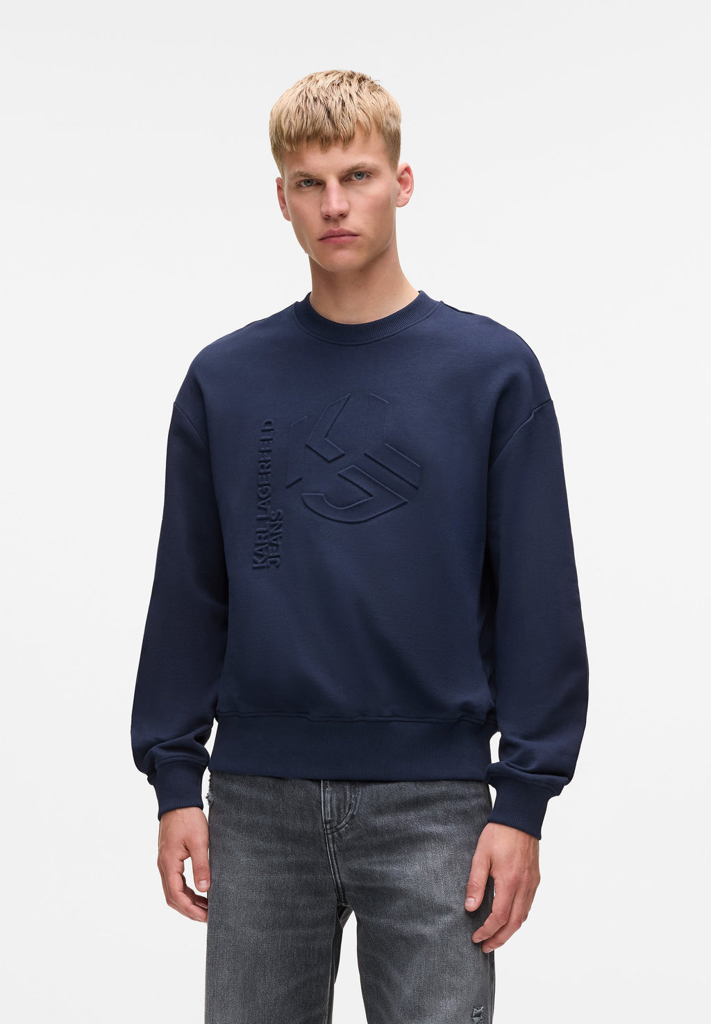 RELAXED MONOGRAM Media 3