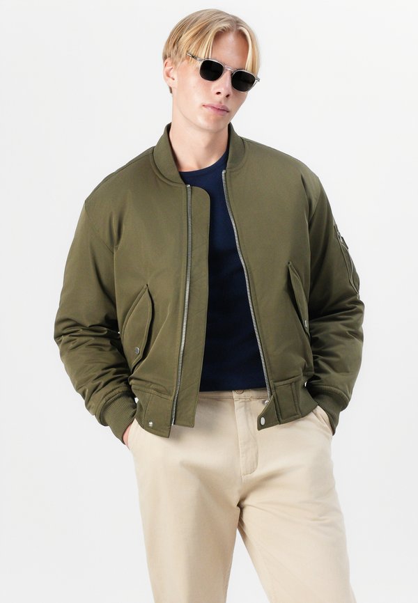 Tommy Hilfiger AUTHENTIC