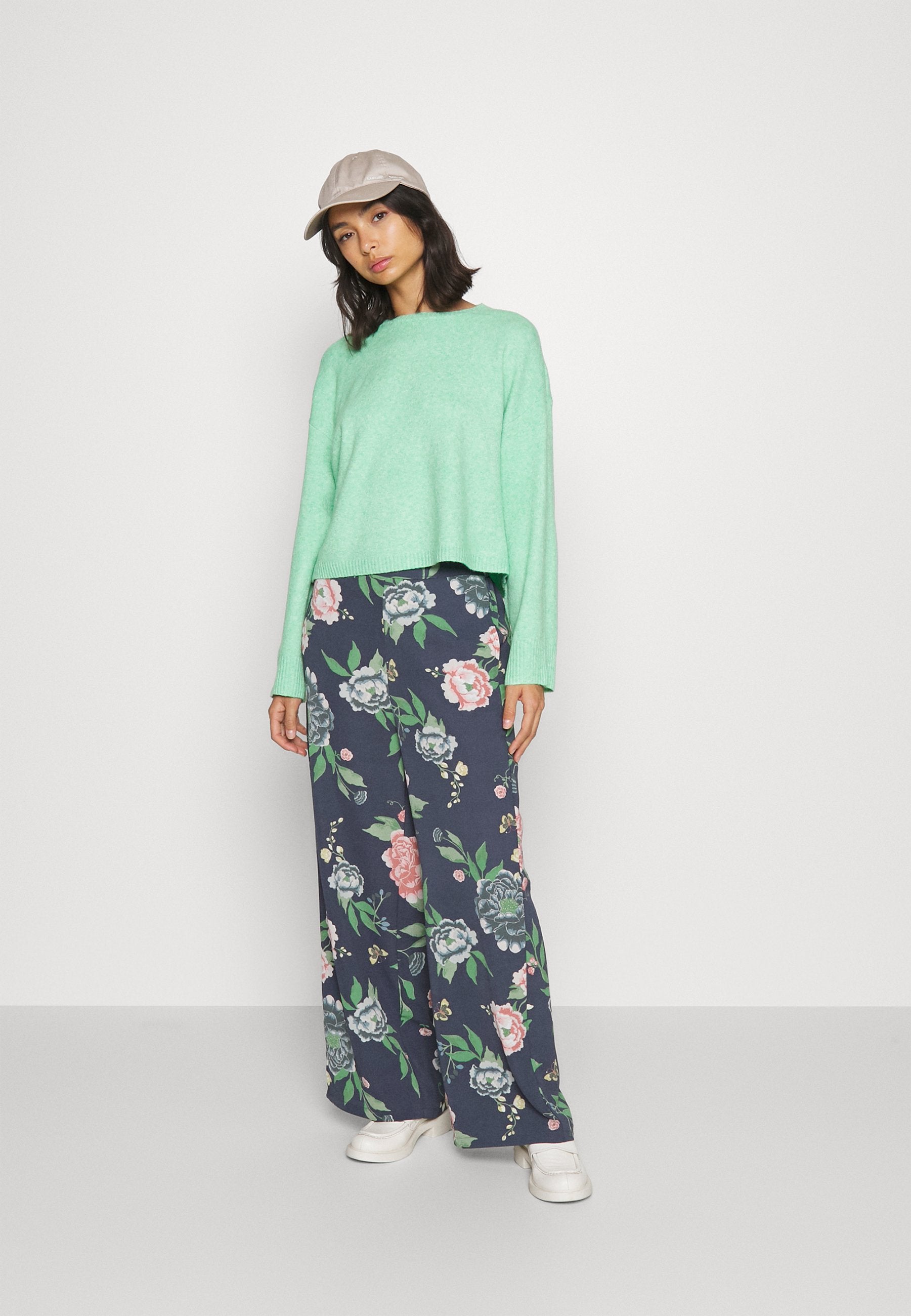 ONLY Petite ONLNOVA LUX ALBA PALAZZO PANT