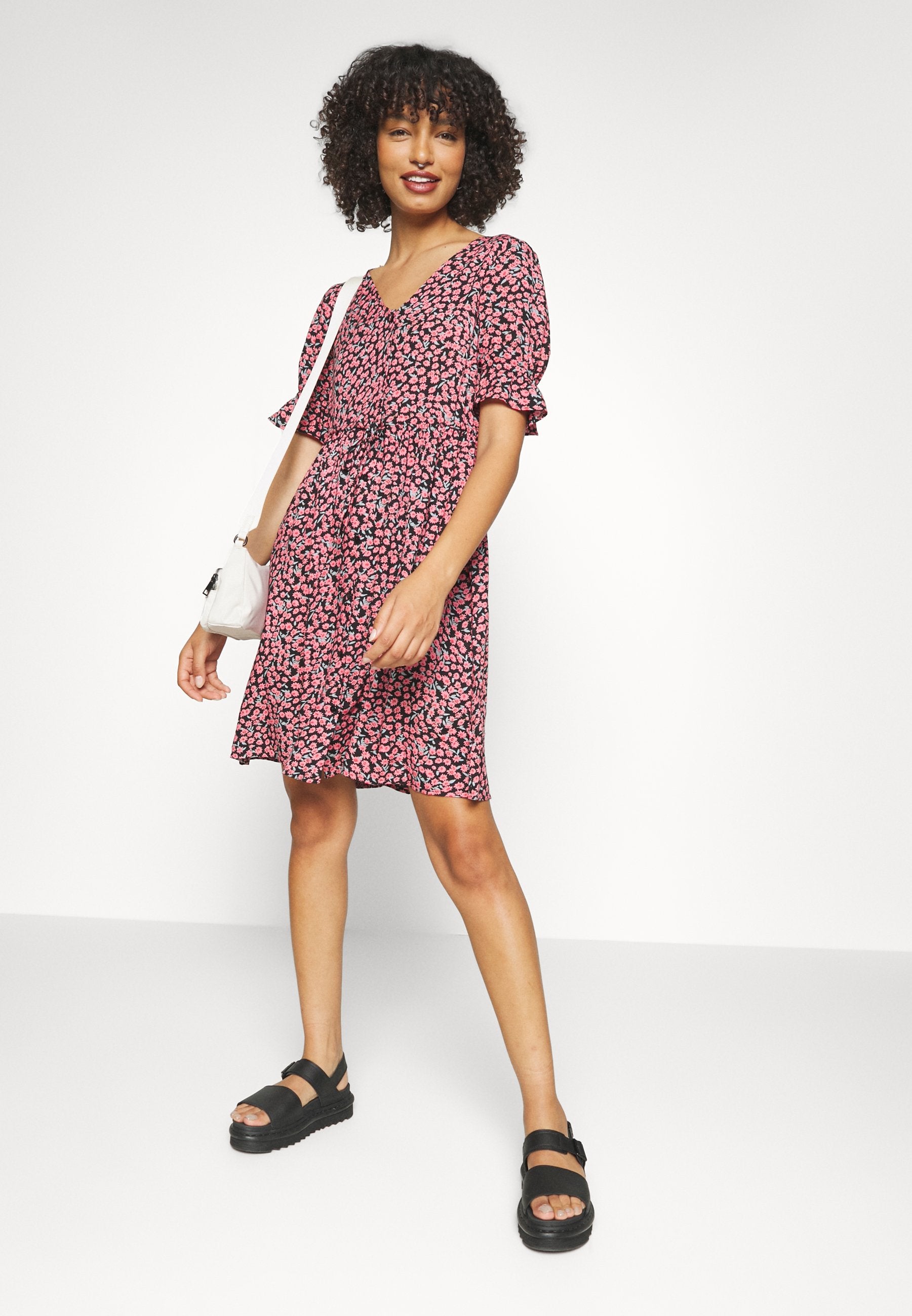 Pieces PCNYA CARLA DRESS