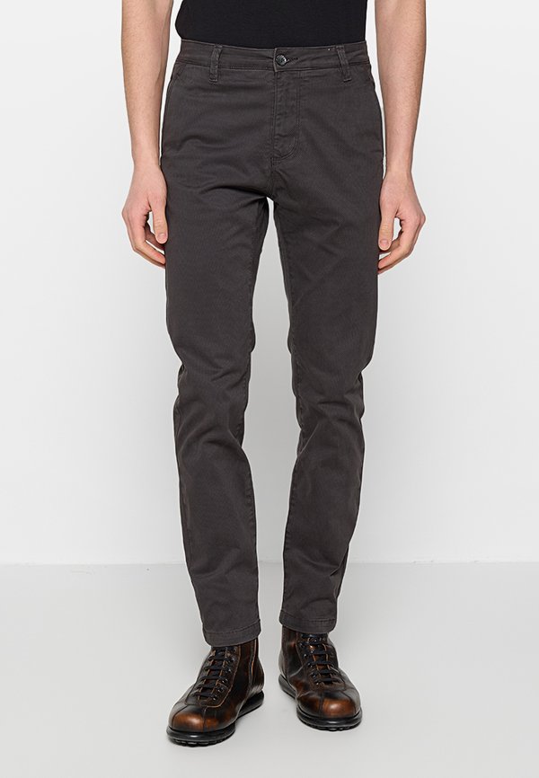 Gaudi SLIM FIT