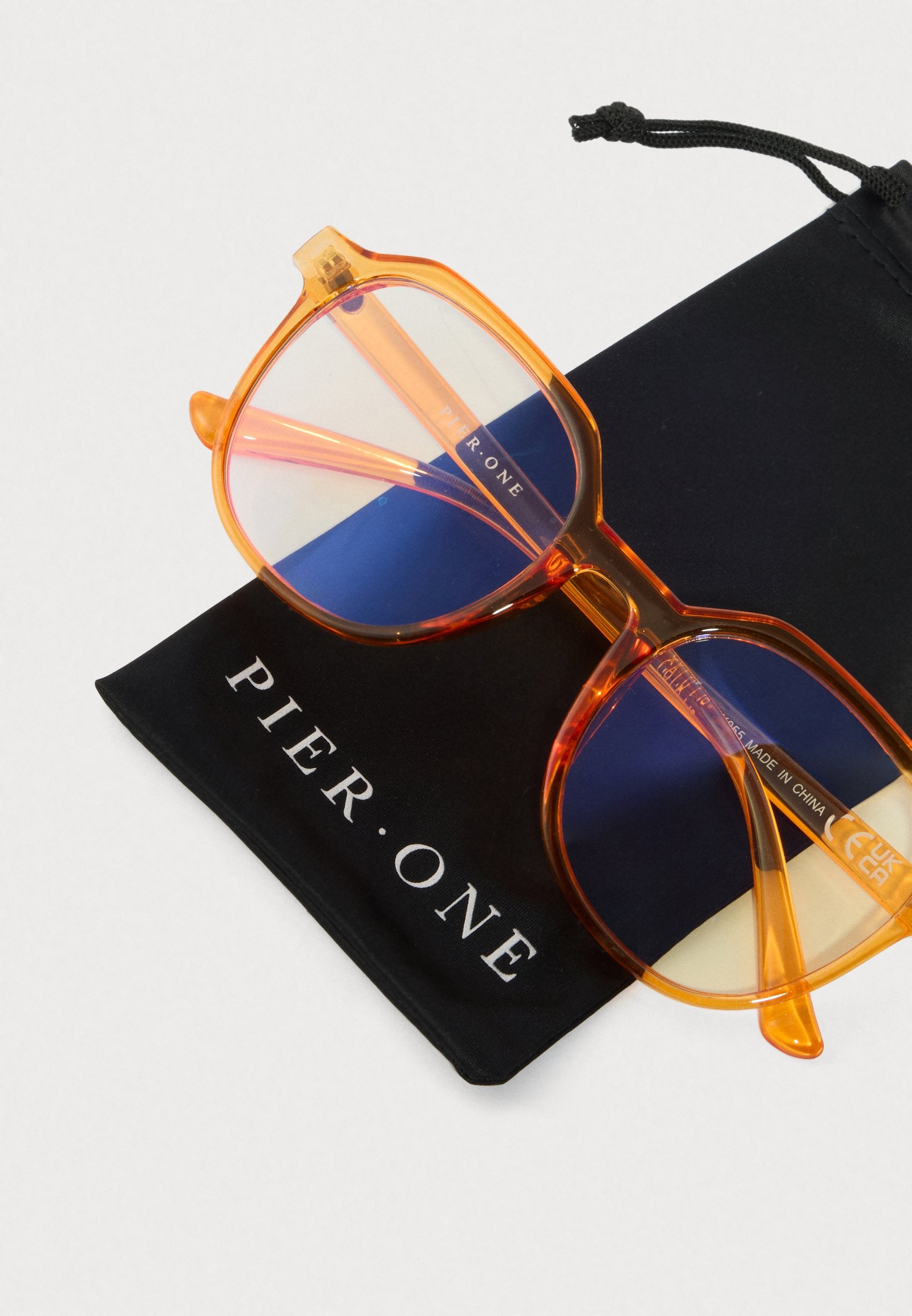 Pier One UNISEX