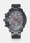 Herren Diesel Uhr mit einem schwarzen Edelstahlarmband, grauem Zifferblatt, roten Akzenten, Chronographenfunktionen und auffälligen Stundenmarkierungen.