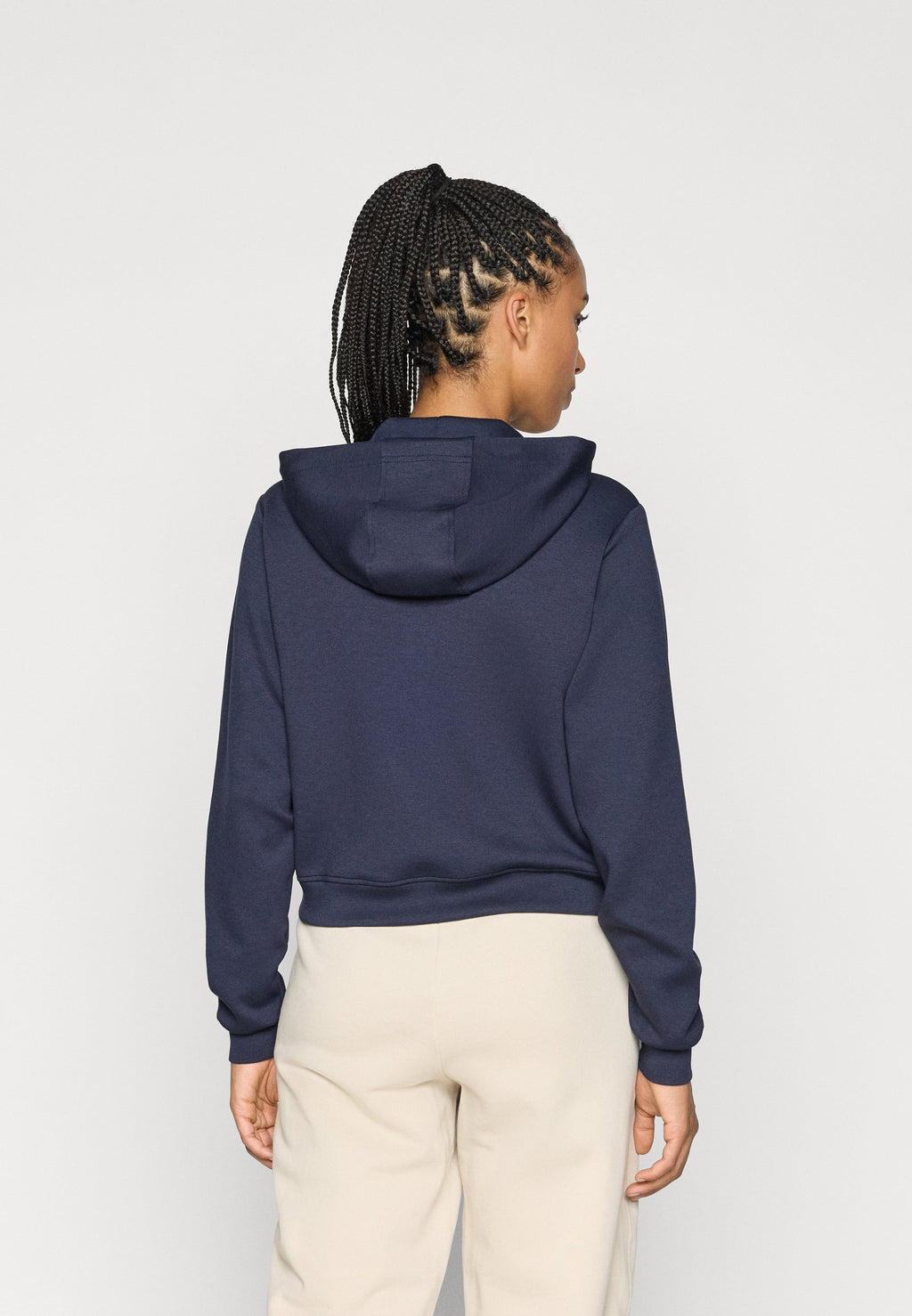 ONLY Play ONPLOUNGE LIFE SHORT ZIP HOOD