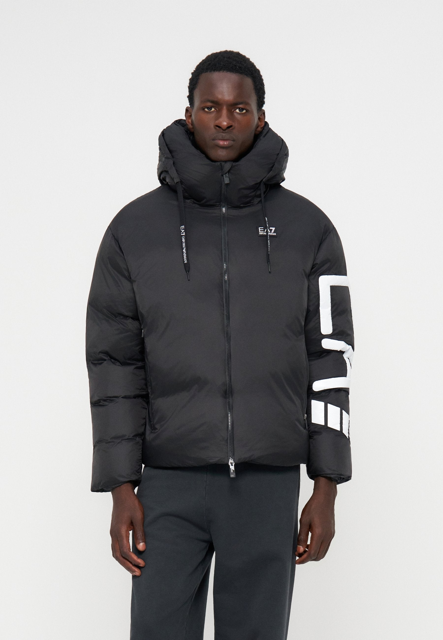 EA7 Emporio Armani Winterjacke Media 1