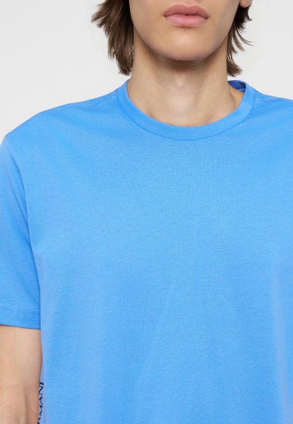 EA7 Emporio Armani T-SHIRT