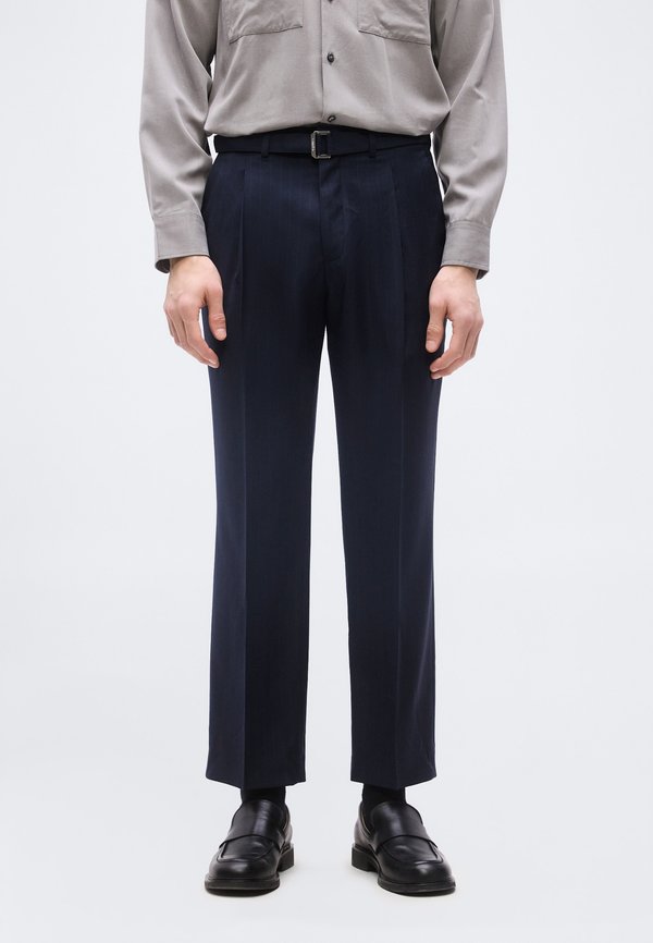 Calvin Klein STRAIGHT PINSTRIPE BELTED