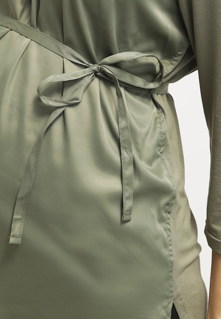 Esprit Maternity