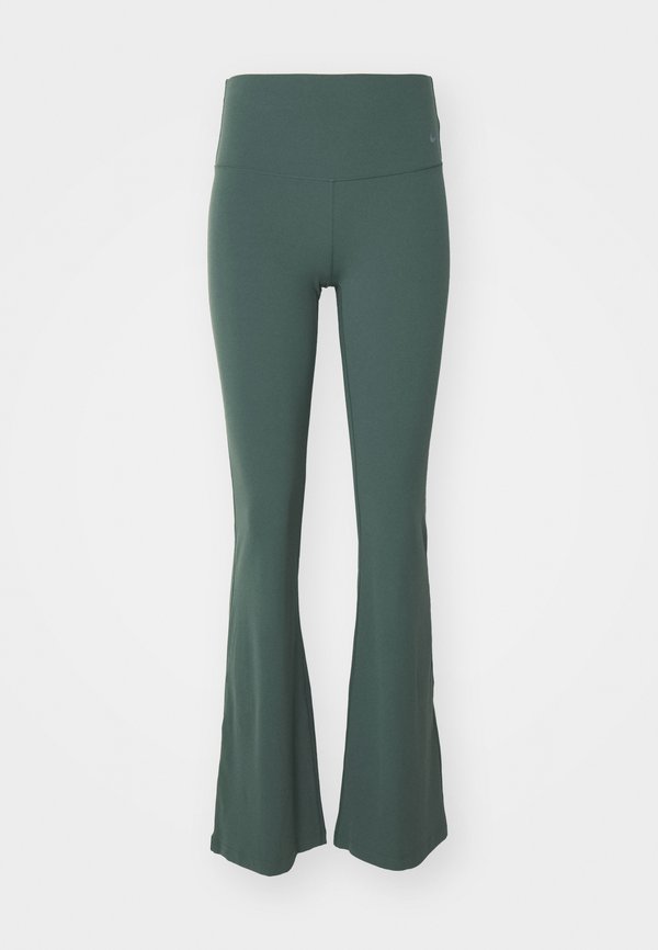Nike Performance ZENVY FLARE