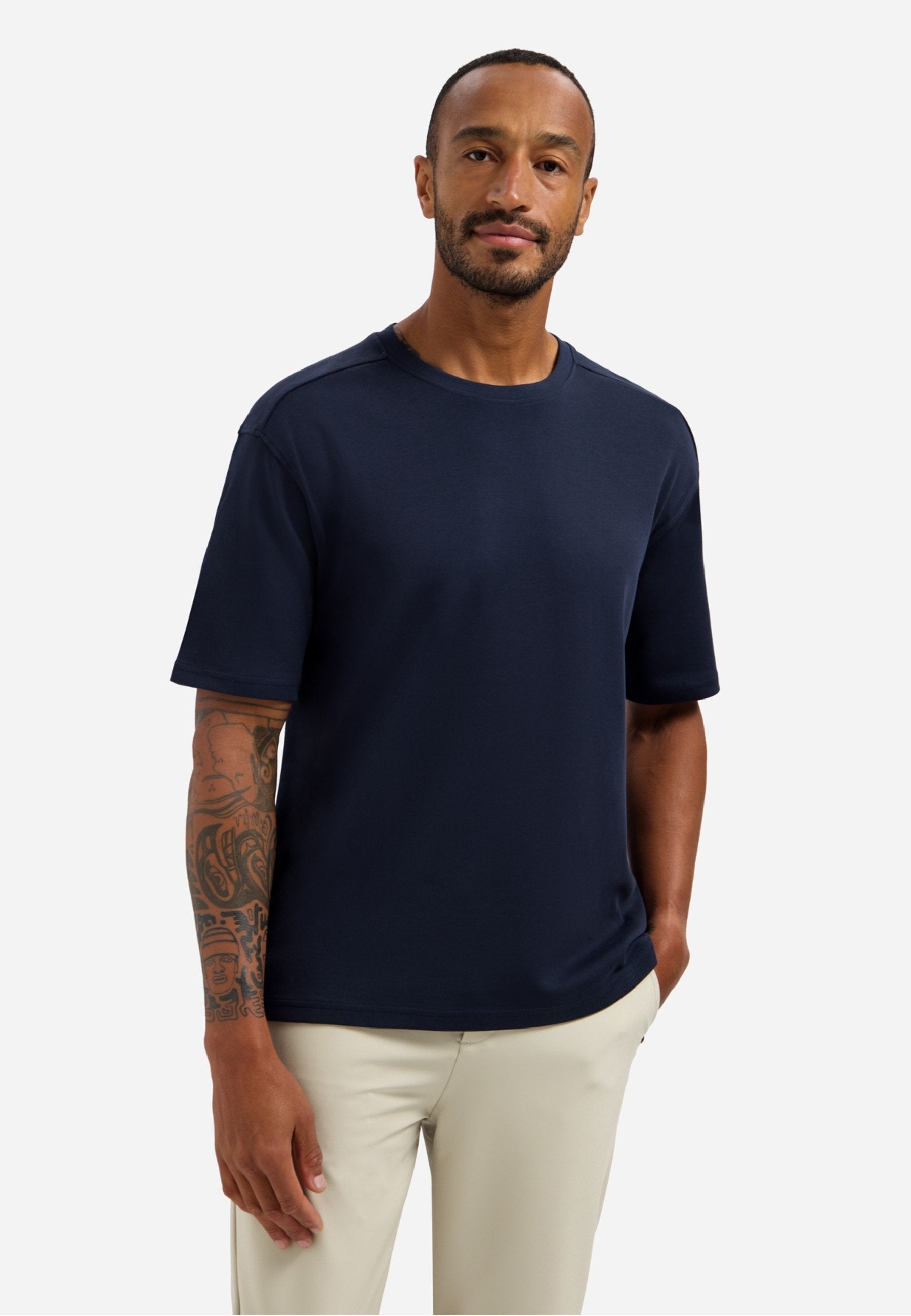 INTERLOCK WITH ROUND NECK Media 2